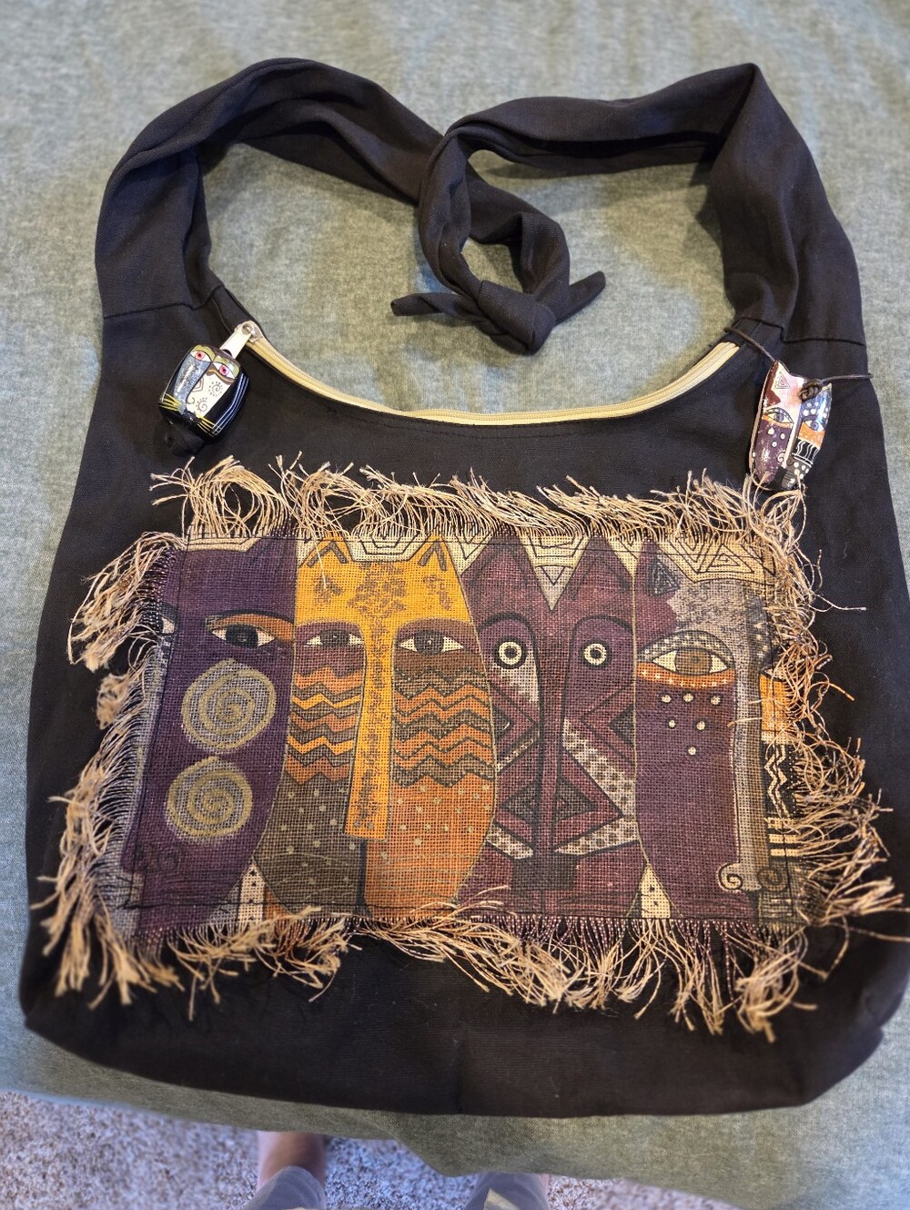 Laurel Burch Black Hobo Bag with Purple and Gold Cats - Picture 4 of 15